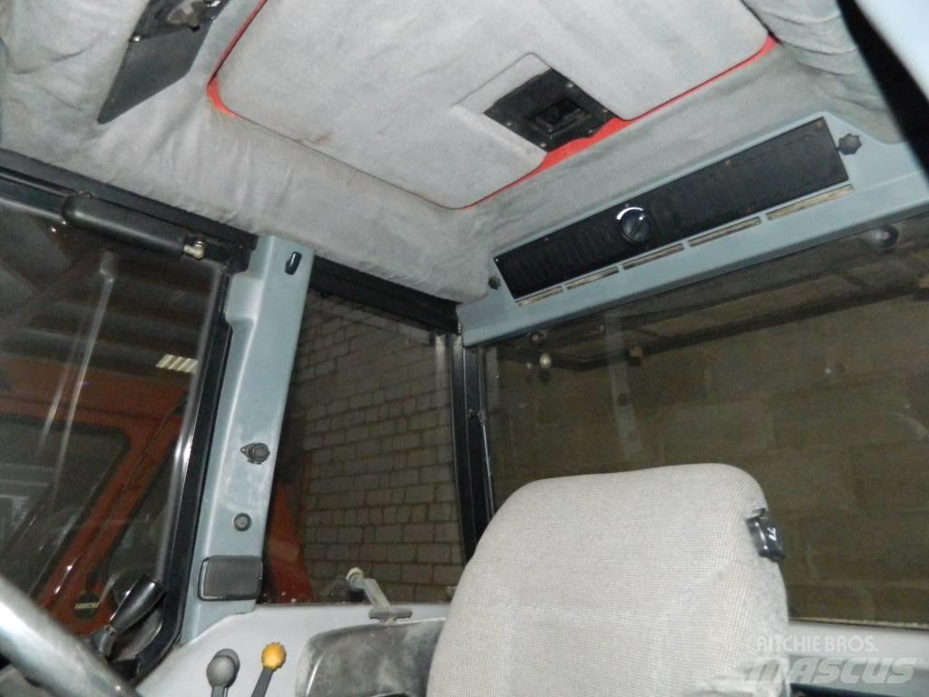CASE 5130 Traktorer