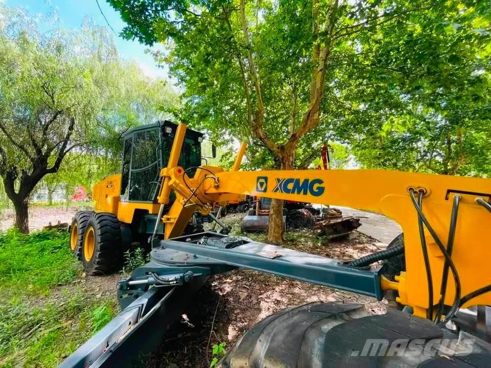 XCMG GR1803 Väghyvlar