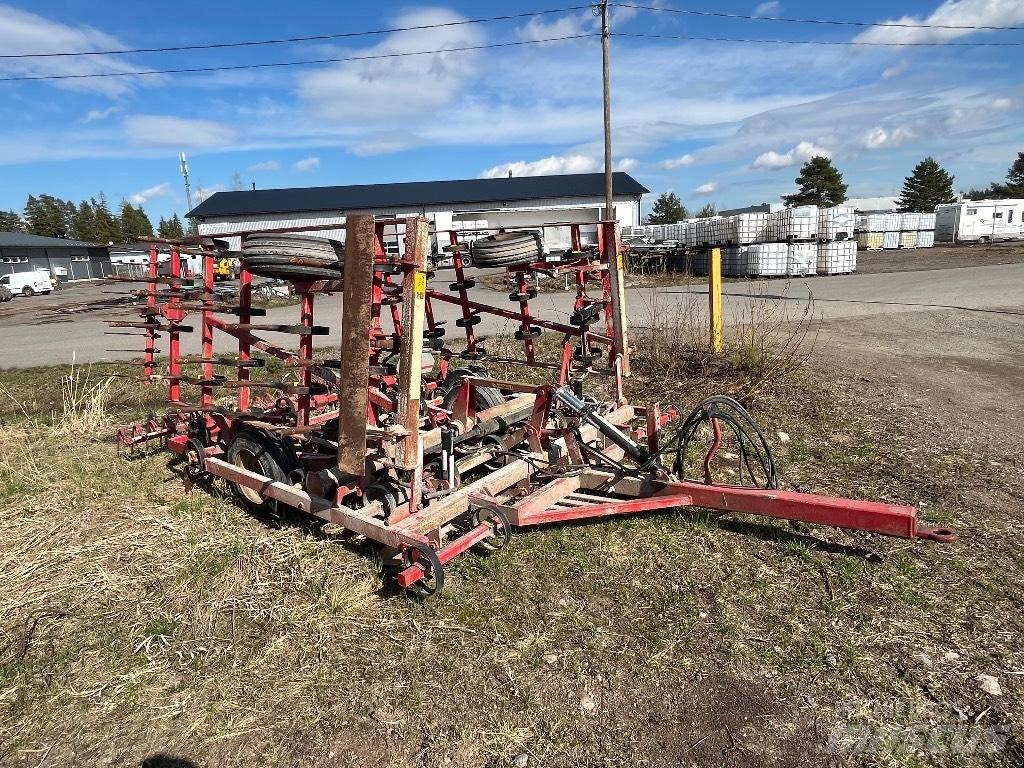 Väderstad NZ 500 Harvar