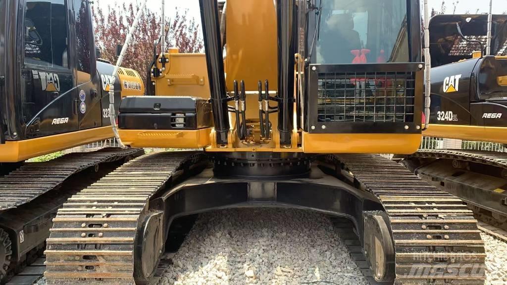 CAT 325D Bandgrävare
