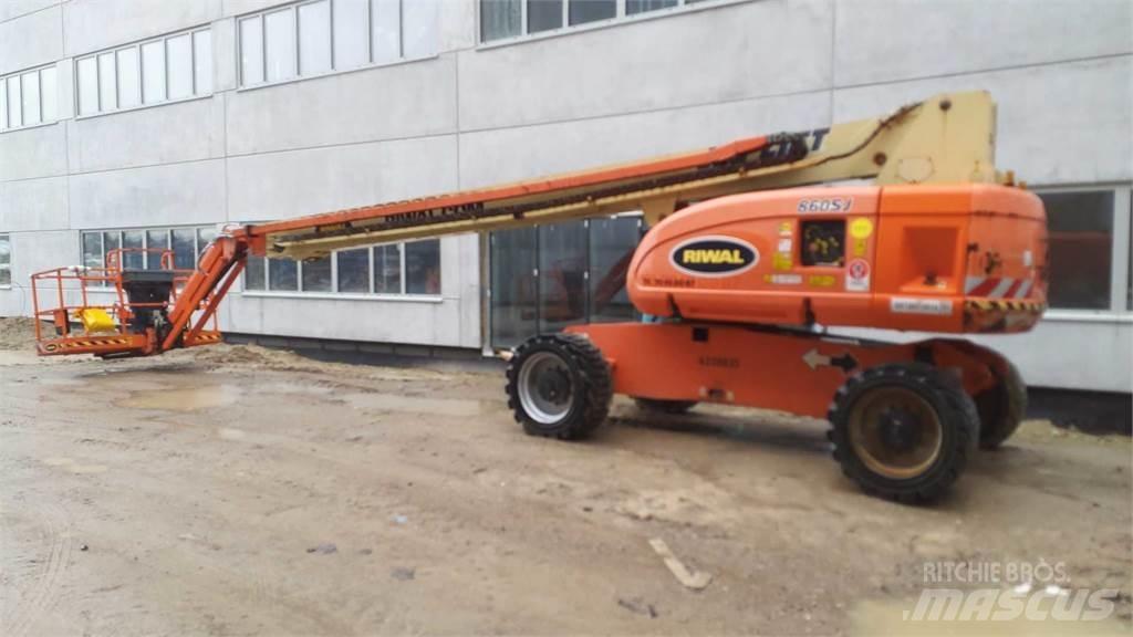 JLG 860SJ Teleskop bomliftar