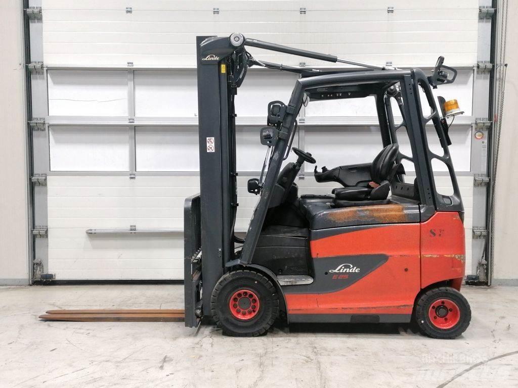 Linde E25H-01/600 Elmotviktstruckar
