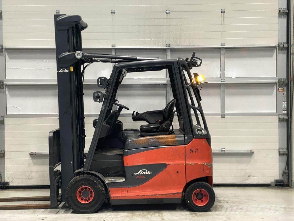 Linde E25H-01/600 Elmotviktstruckar