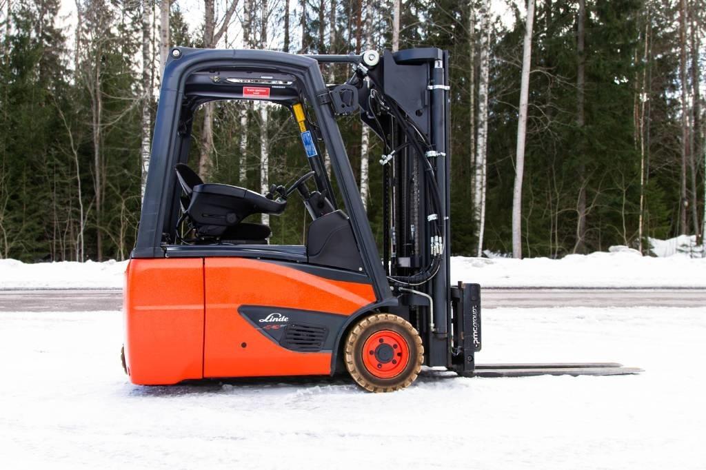 Linde E16C-02 Elmotviktstruckar