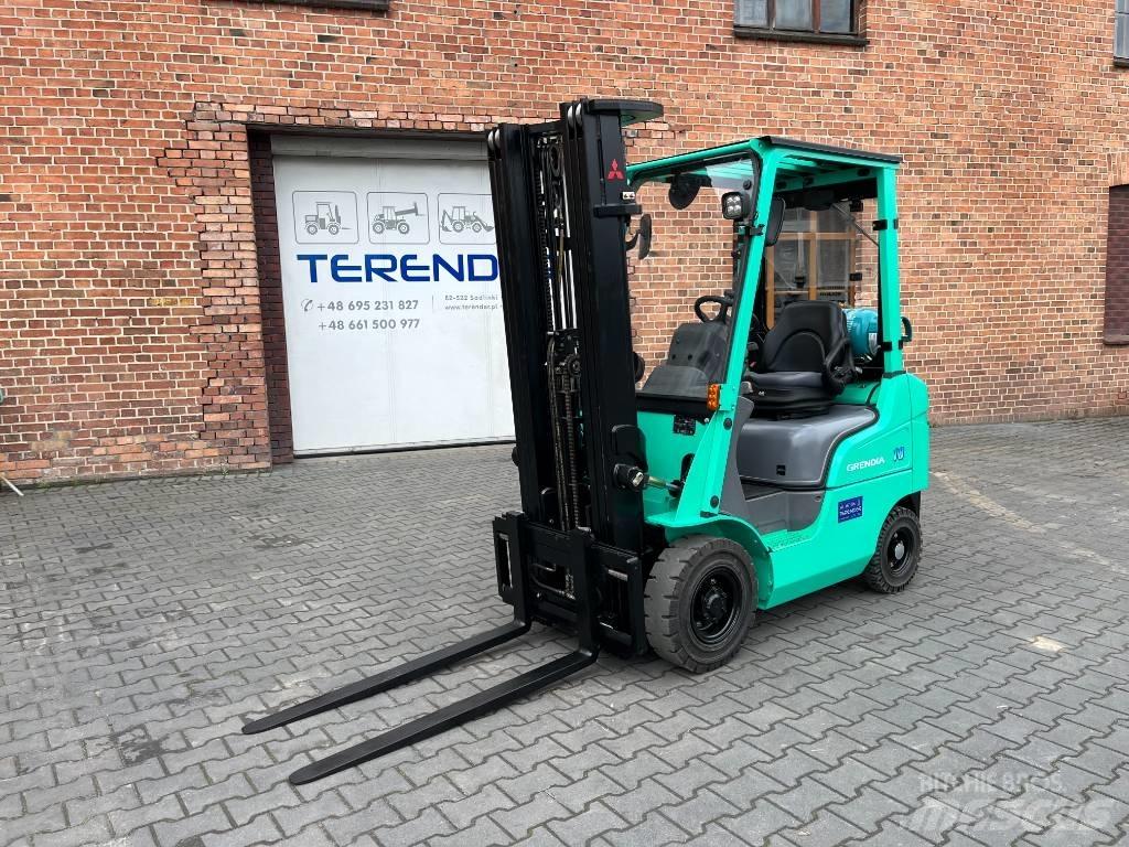 Mitsubishi FG18N Gasolmotviktstruckar