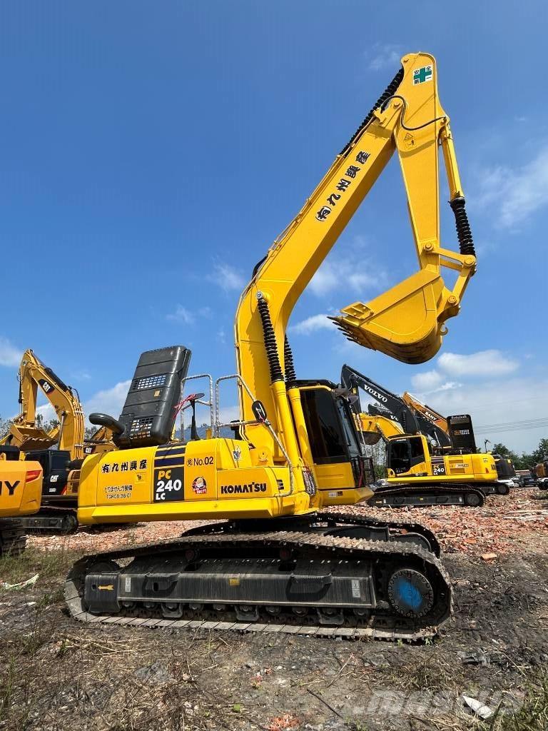 Komatsu PC 240 LC Bandgrävare