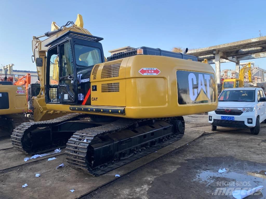 CAT 326 D2L Bandgrävare