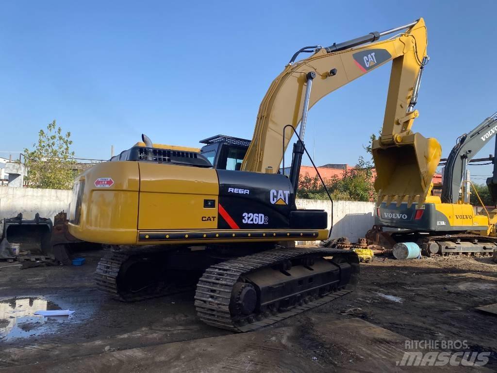 CAT 326 D2L Bandgrävare
