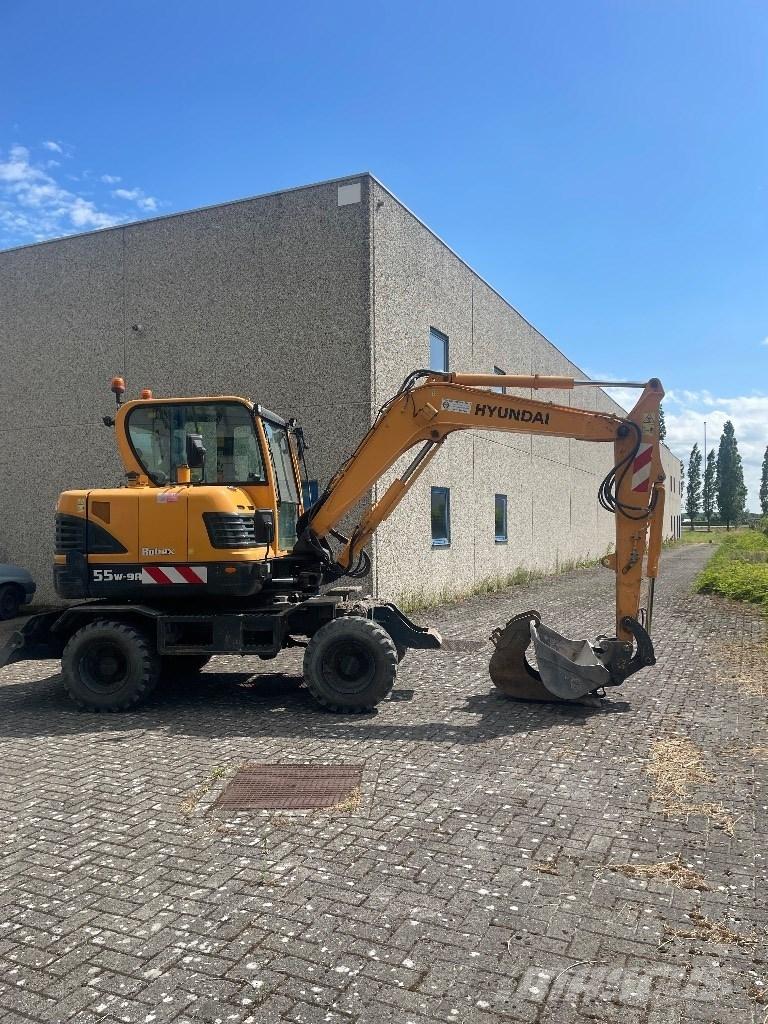 Hyundai 55w9a Hjulgrävare