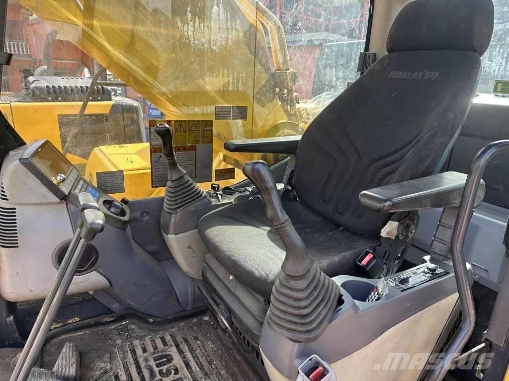 Komatsu PC 400-8 R Bandgrävare