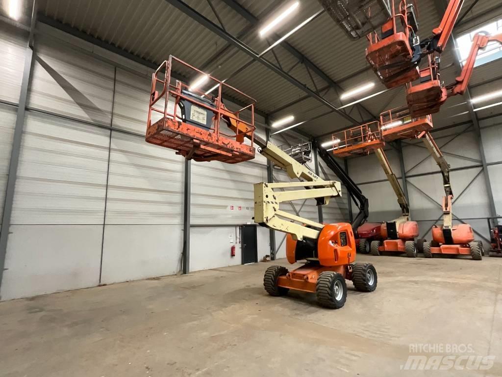 JLG 450 AJ Bomliftar