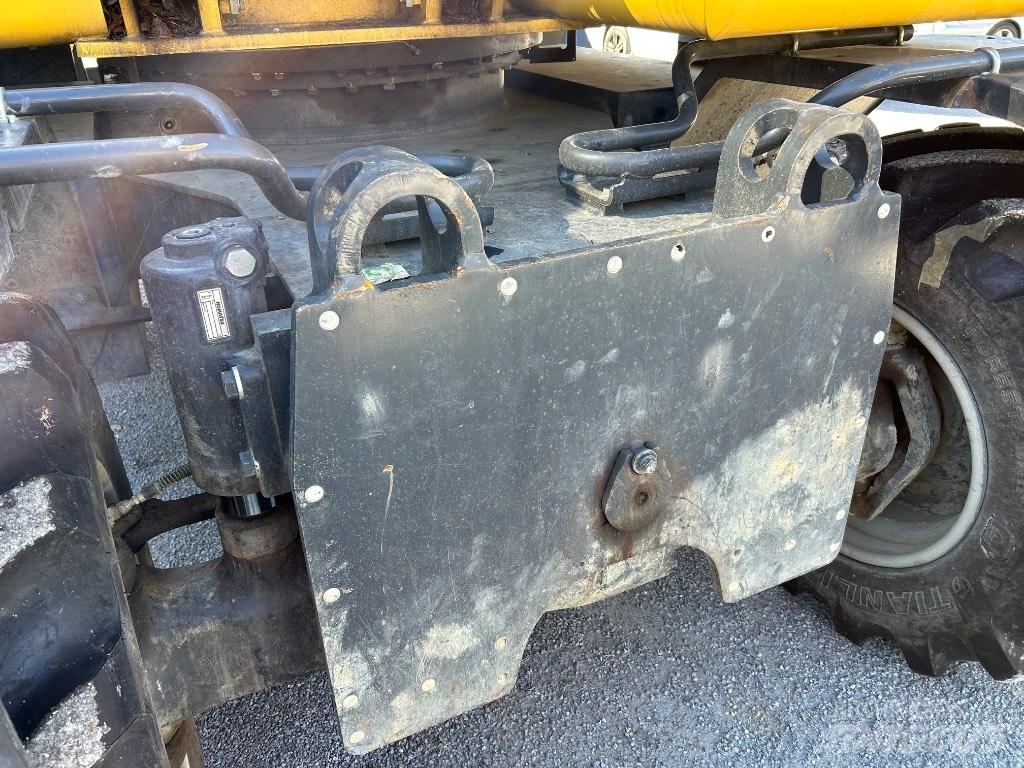 Komatsu PW148 -10 Hjulgrävare