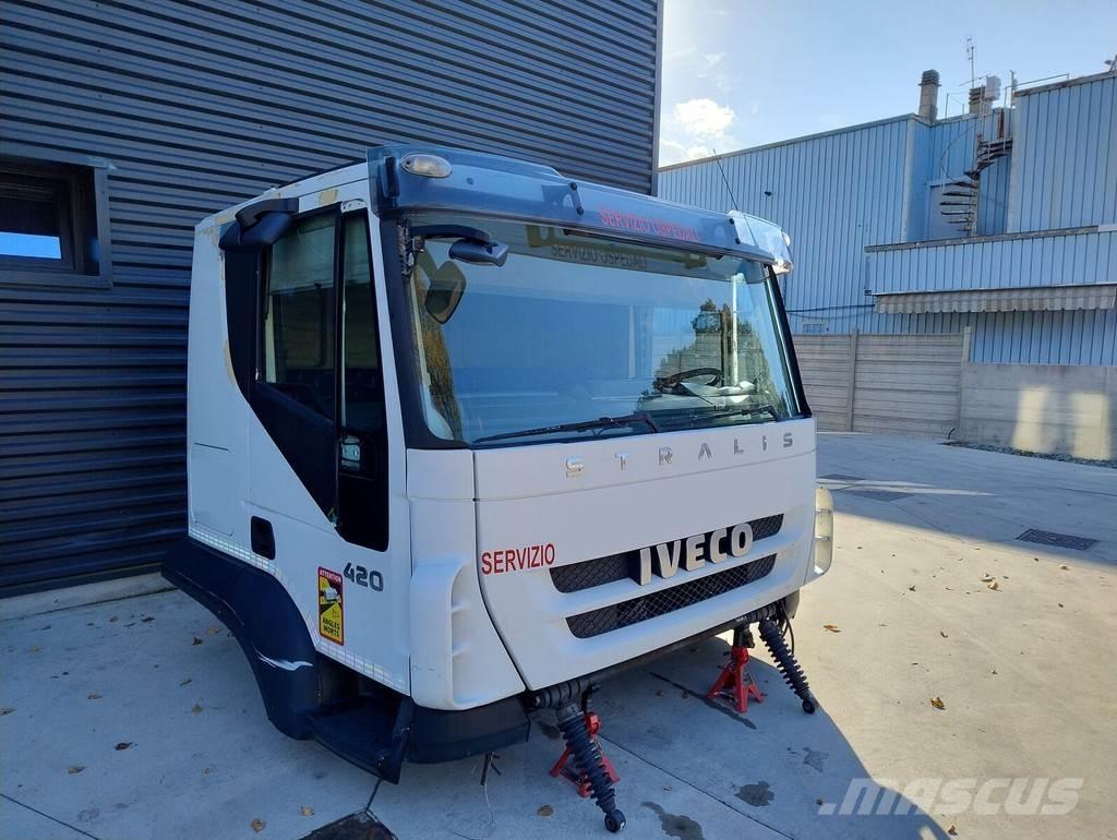 Iveco STRALIS AT Hytter och interiör