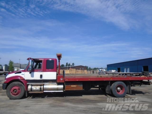 International 4300 Bärgningsbilar