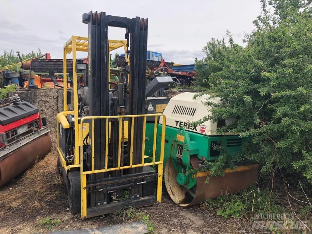 Hyster E 2.50 XM Elmotviktstruckar