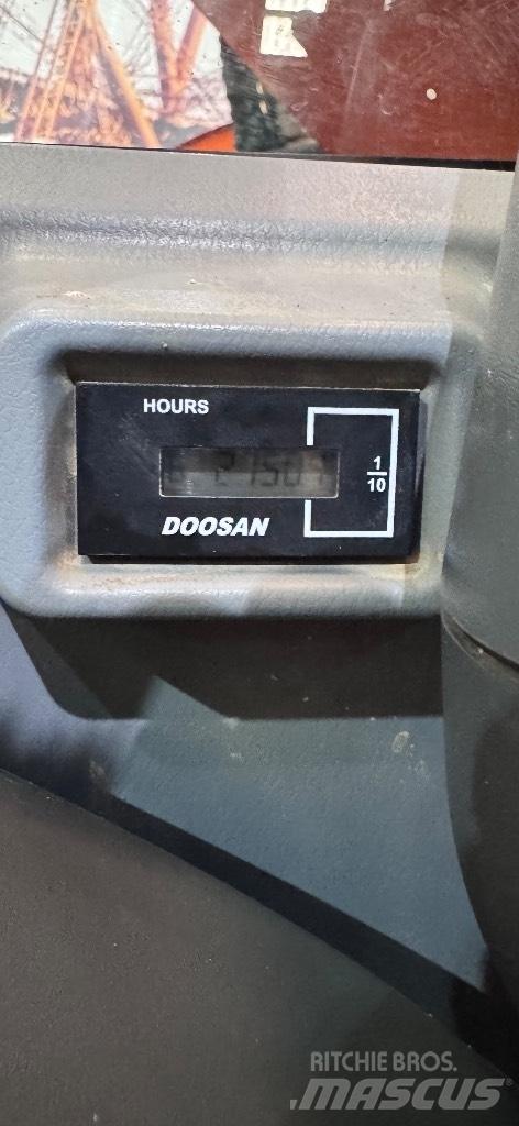 Doosan DX 140 LCR-5 Bandgrävare