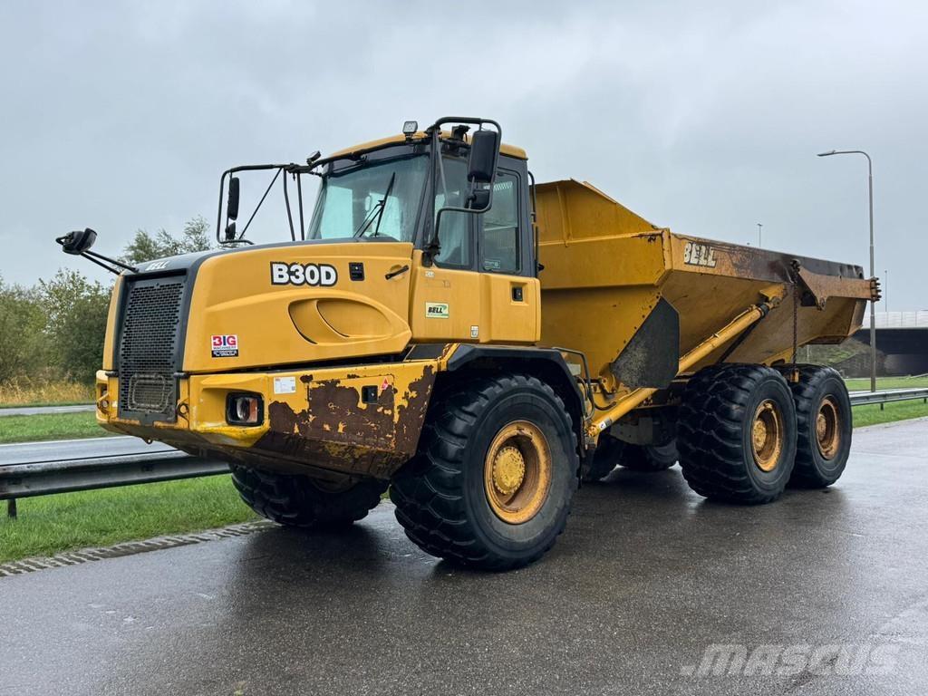 Bell B30D Midjestyrd dumper