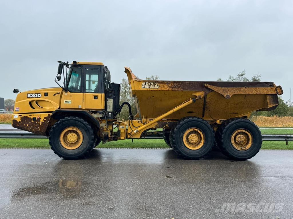 Bell B30D Midjestyrd dumper