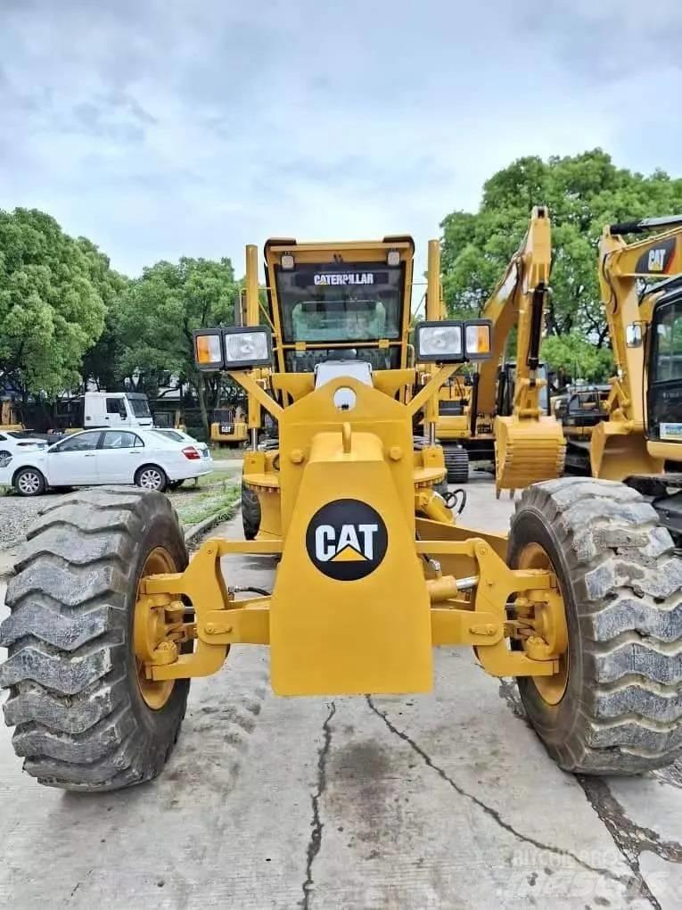 CAT 140 H Väghyvlar
