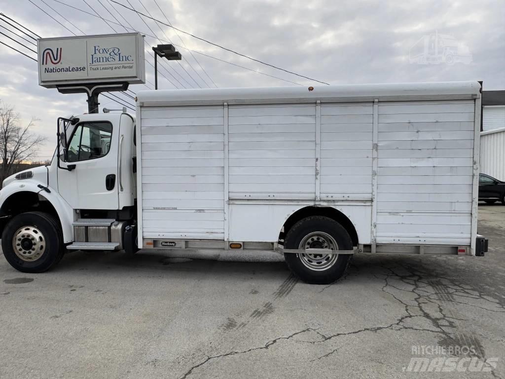 Freightliner M2 Lastbilar för dryckesleveranser