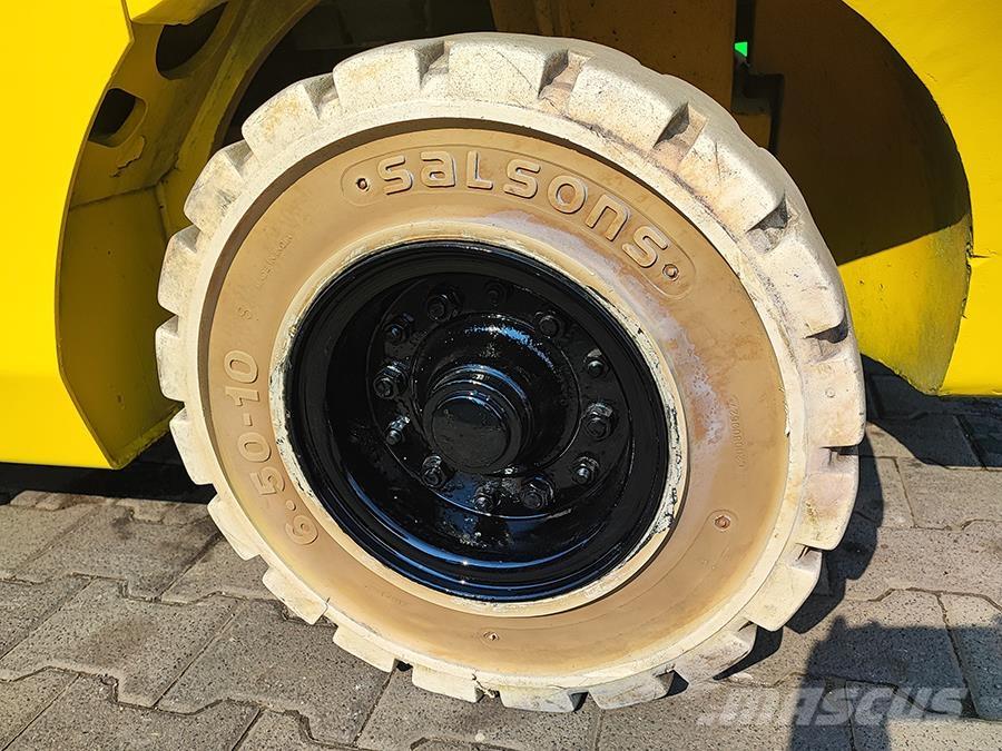 Hyundai 35L-7A Gasolmotviktstruckar