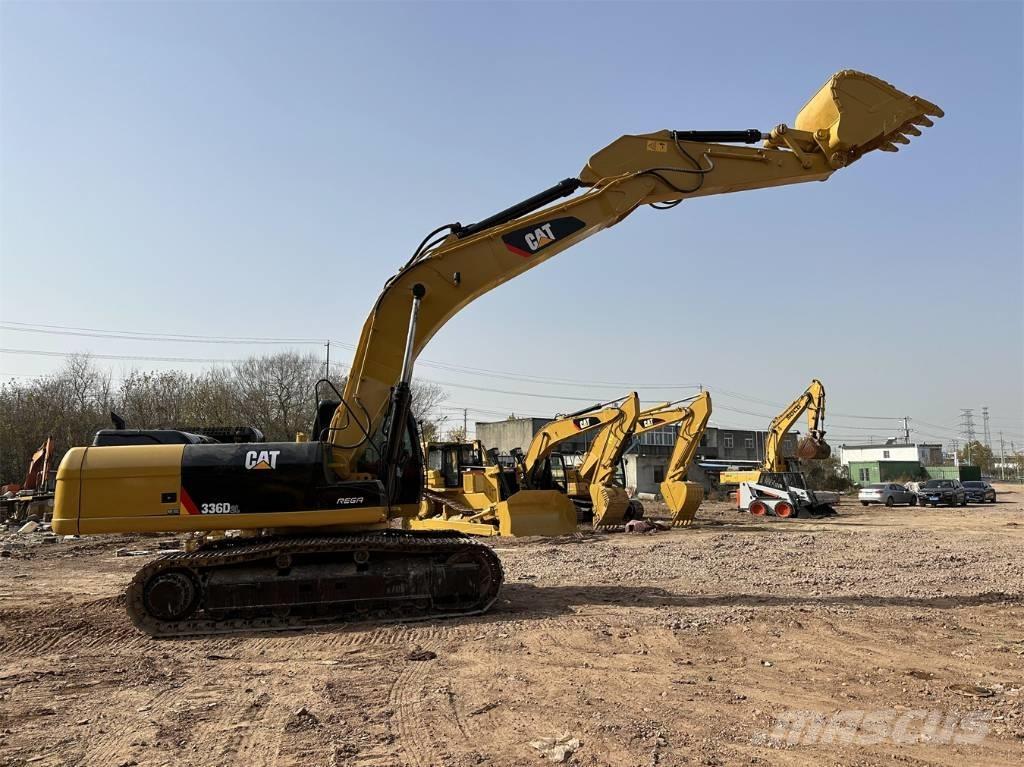 CAT 336 D L Bandgrävare