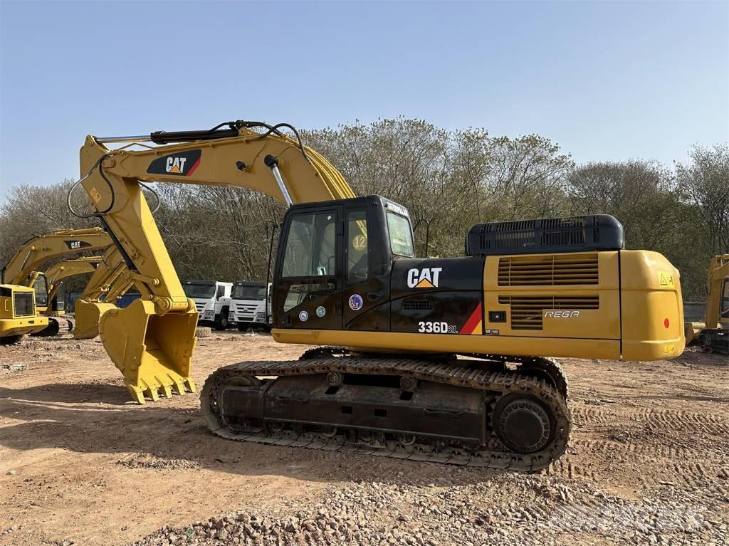 CAT 336 D L Bandgrävare