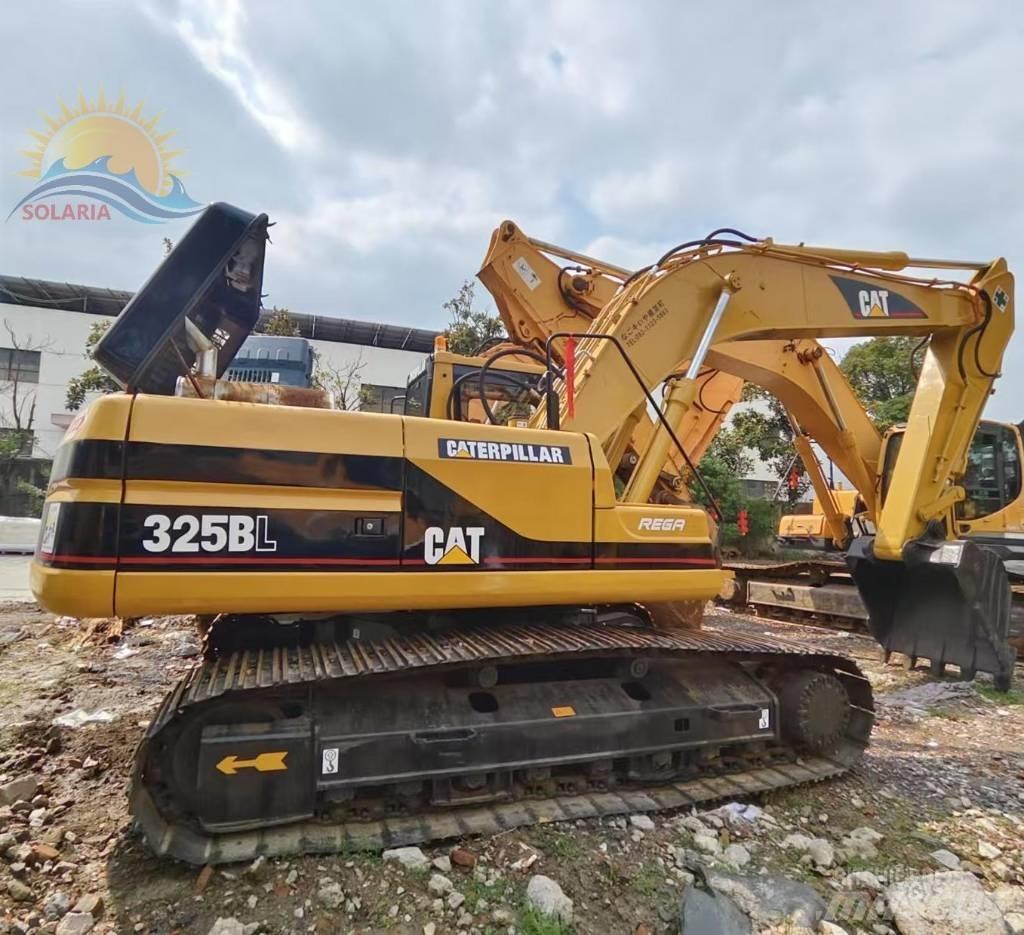 CAT 325 B L Bandgrävare