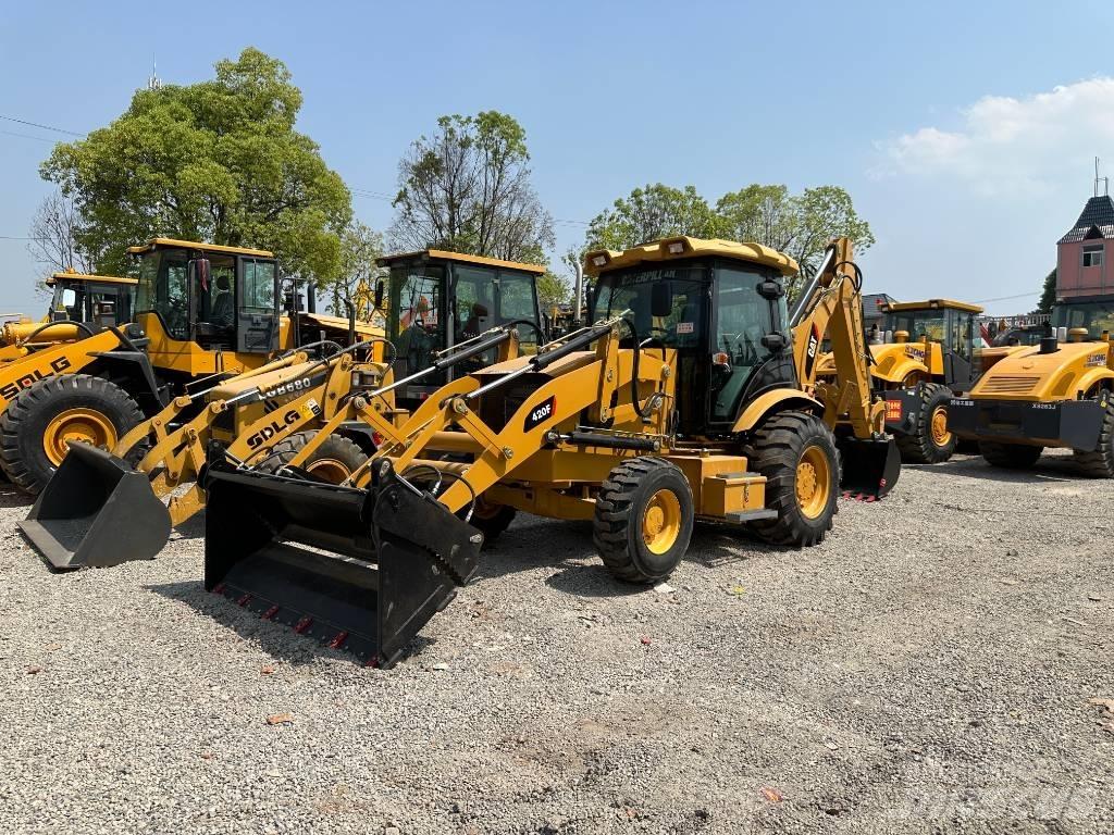 CAT 420F Grävlastare