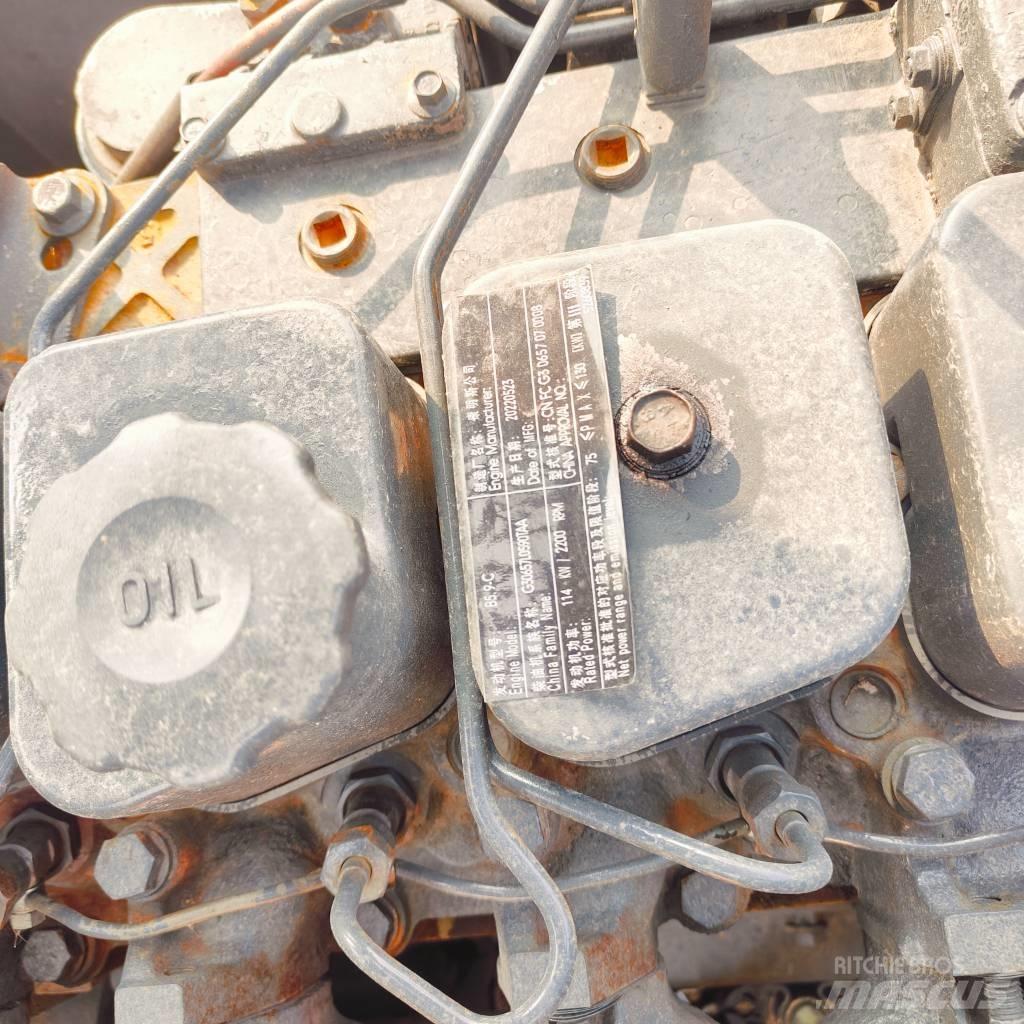 Hyundai R220LC-9S Bandgrävare
