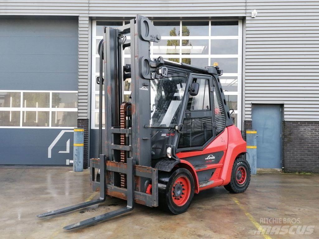 Linde H70T-01 Gasolmotviktstruckar