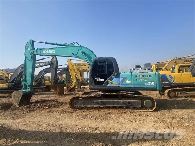 Kobelco SK250-8 Bandgrävare