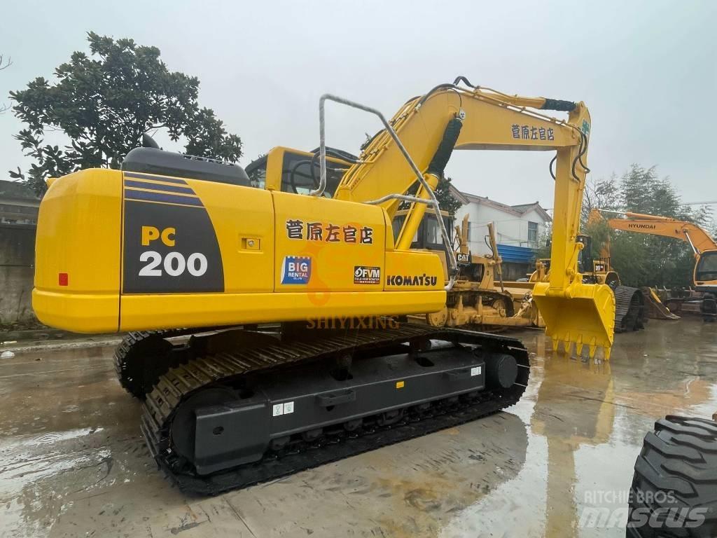 Komatsu PC 200 Bandgrävare