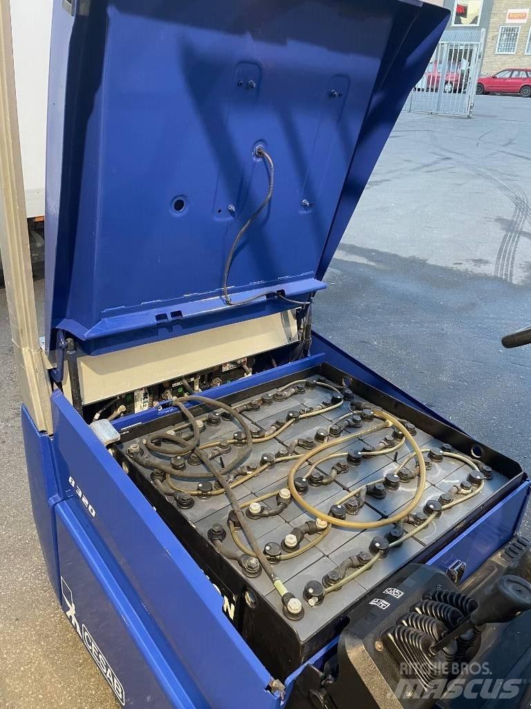 Cesab B320 Elmotviktstruckar