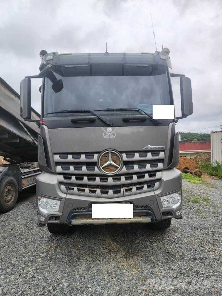 Mercedes-Benz 3951 Minidumprar
