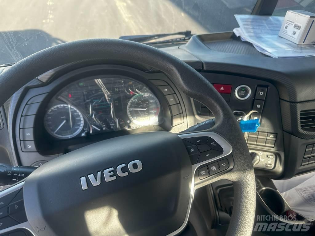 Iveco T-WAY 450 Kranbilar