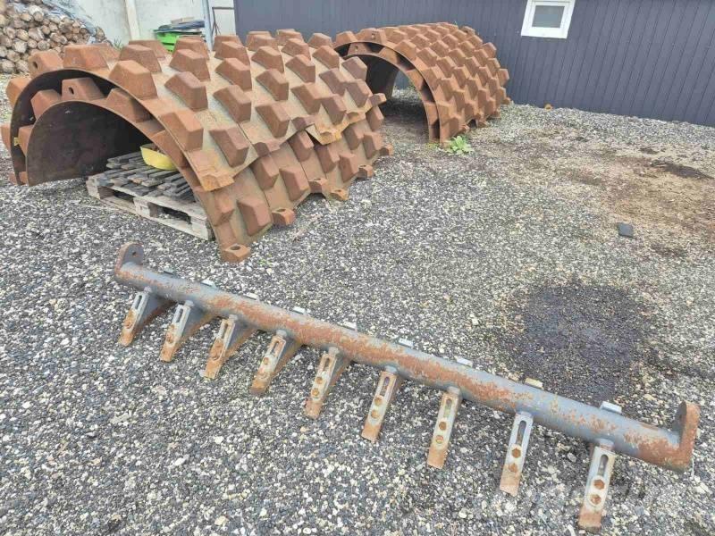  Road roller shell Vältar