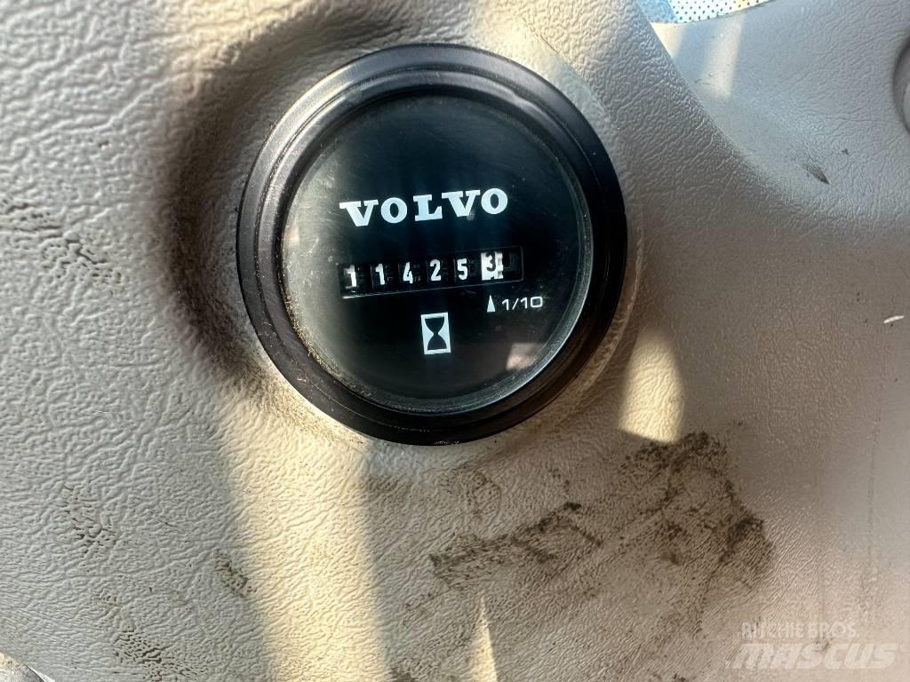 Volvo EW 210 C Hjulgrävare