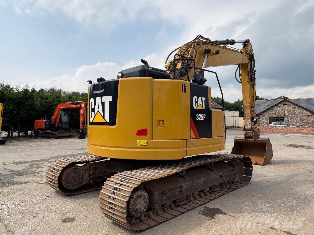 CAT 325 FL CR Bandgrävare