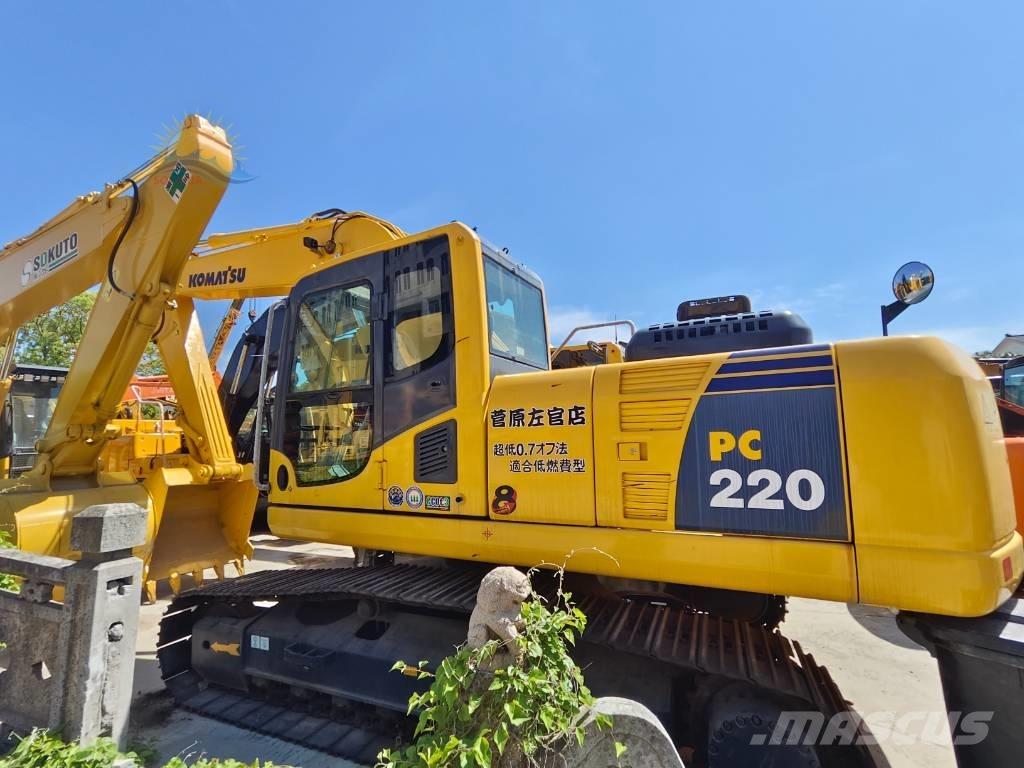 Komatsu PC 220-8 Bandgrävare