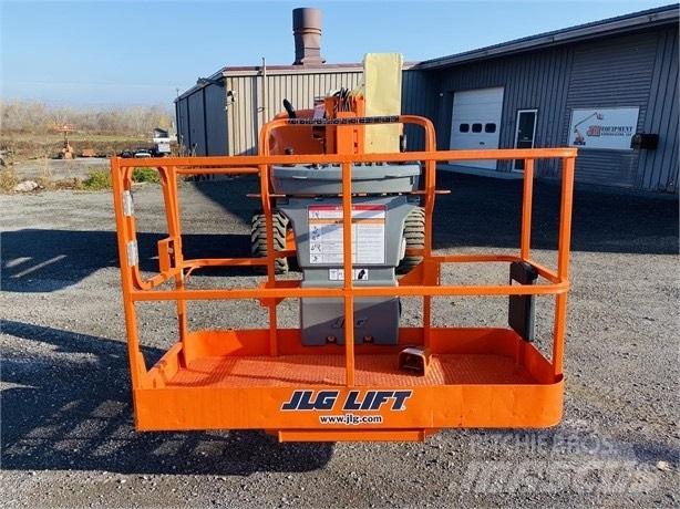 JLG 450 AJ II Bomliftar