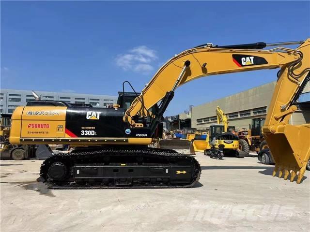 CAT 330 D L Bandgrävare