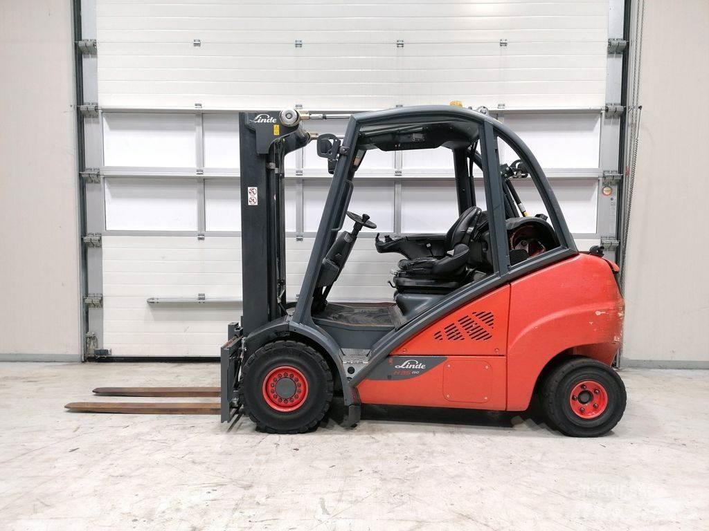 Linde H35T-02 Gasolmotviktstruckar