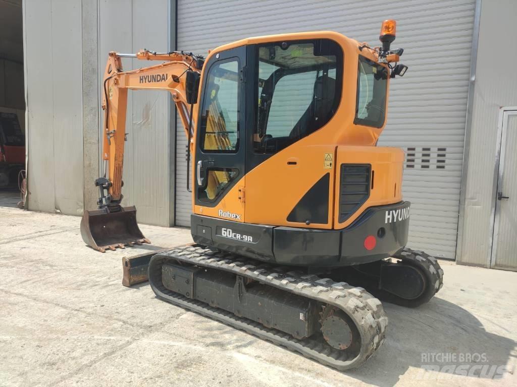 Hyundai R60CR-9A Minigrävare < 7t