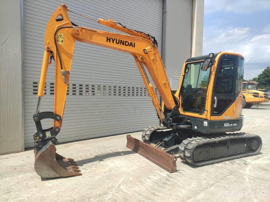 Hyundai R60CR-9A Minigrävare < 7t