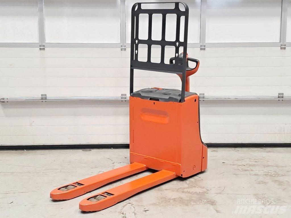 Linde T18 Låglyftare utan plattform