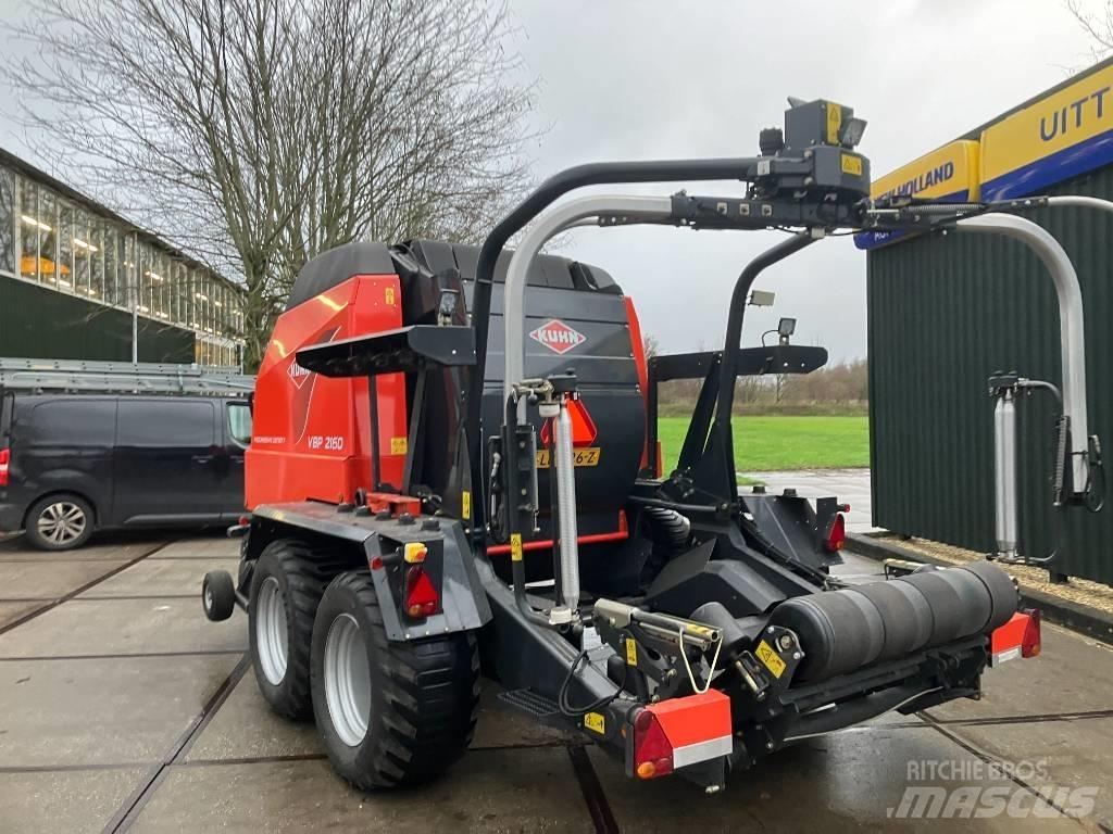 Kuhn VBP 2160 Rundbalspressar