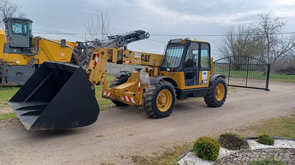 CAT TH 63 Teleskoplastare