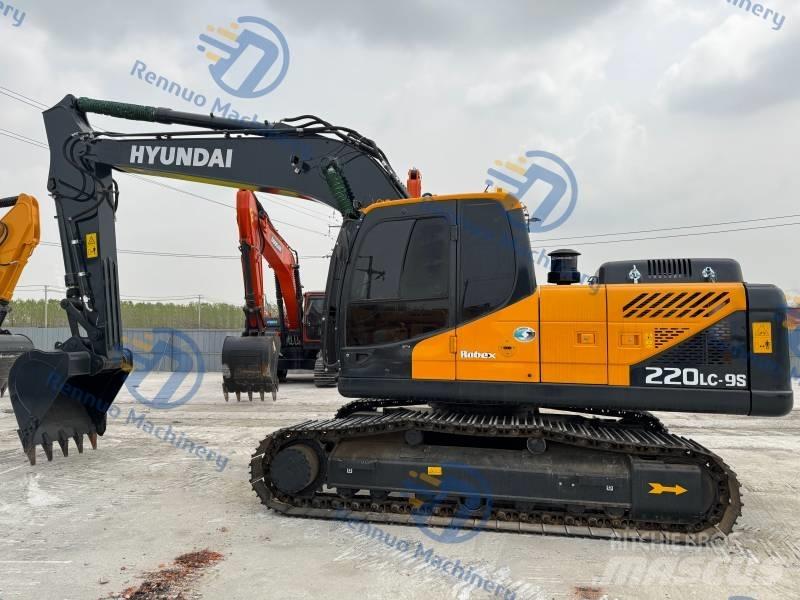 Hyundai R220LC-9S Bandgrävare