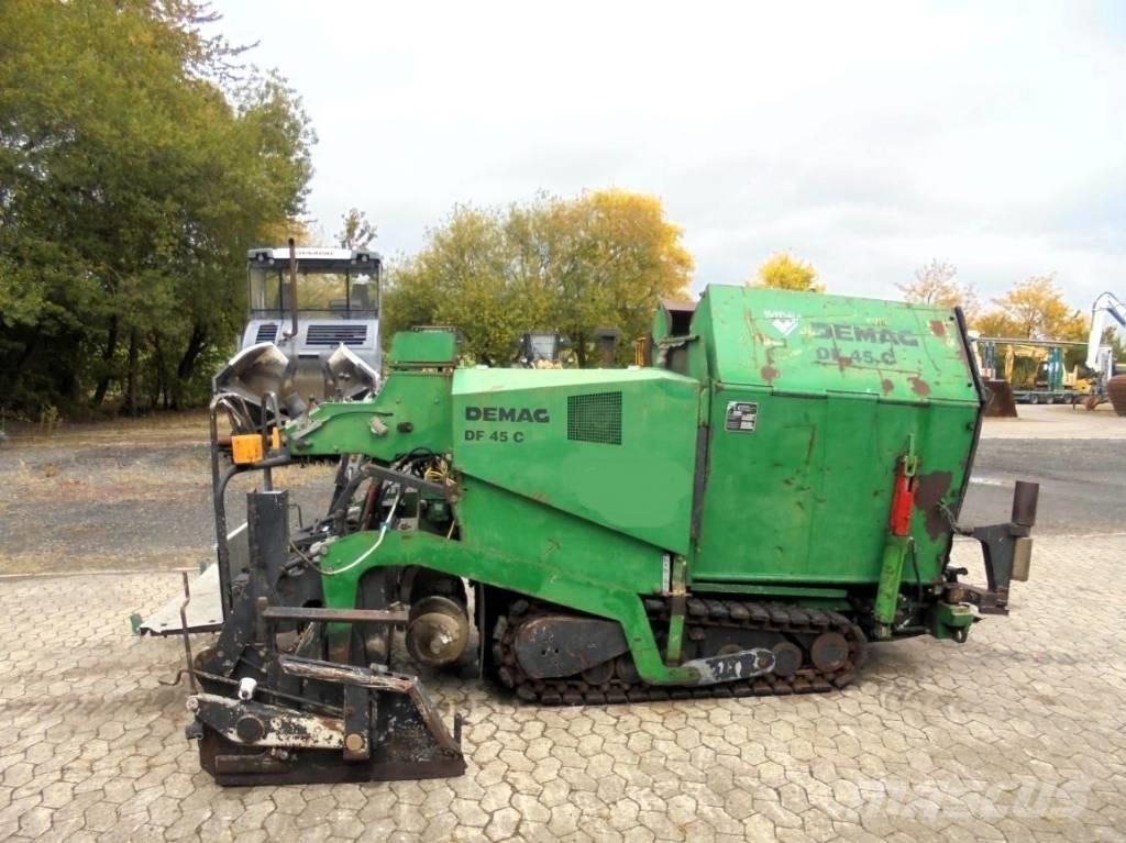 Demag DF 45 C Asfaltsläggningsmaskiner